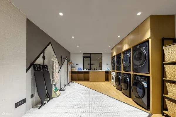 Hotel public laundry room display picture